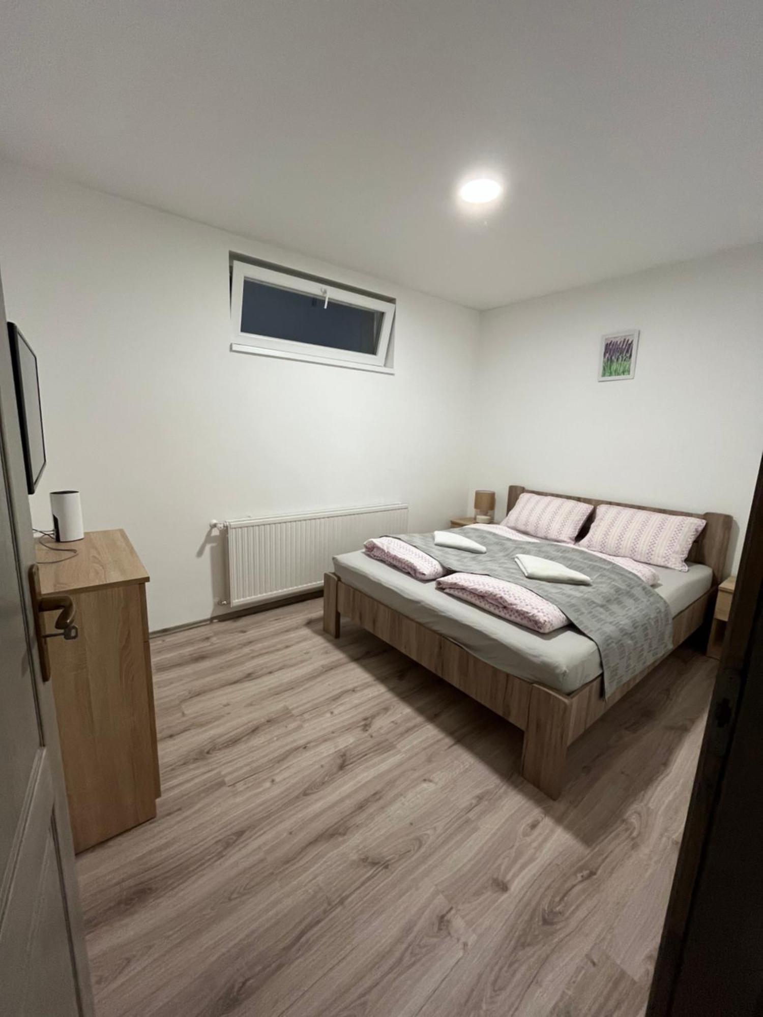 Mini Zoo Apartman Nagykanizsa Exterior foto